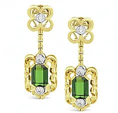 Our Favorite Estate Jewelry for the Holidays