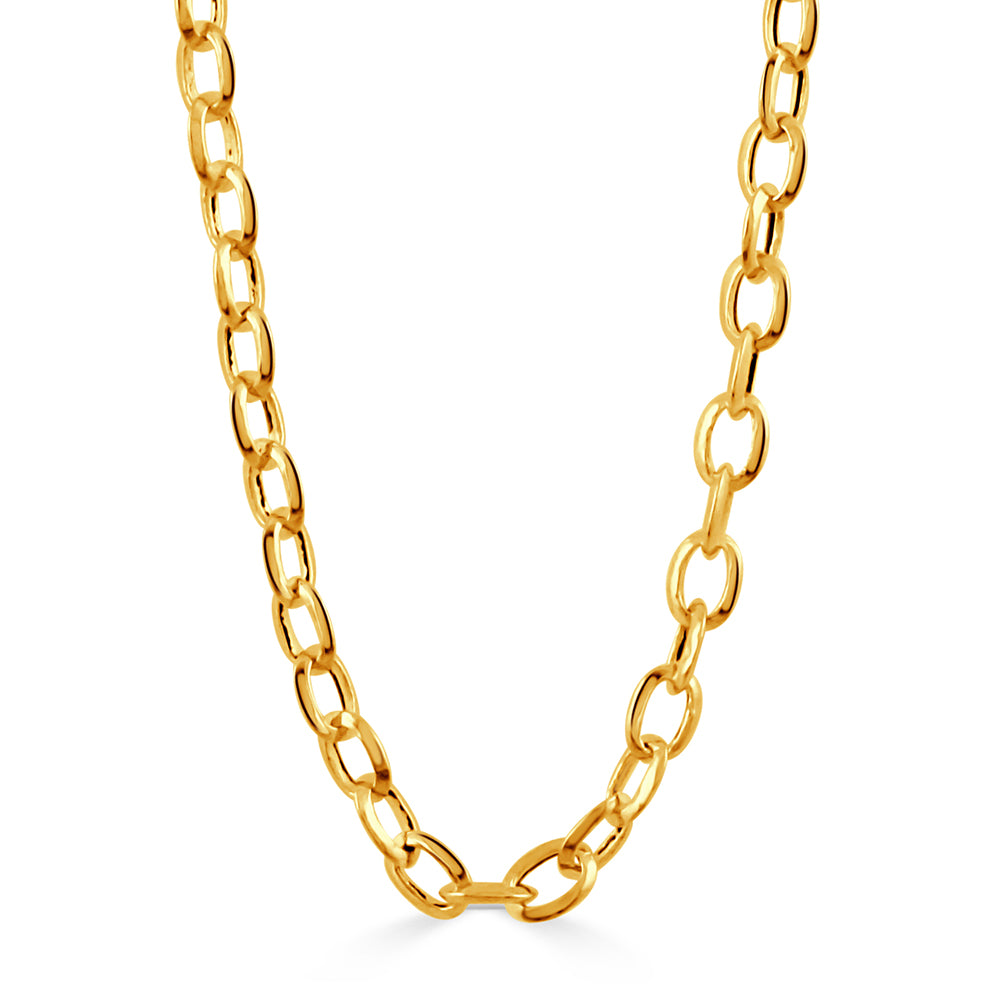 An 18k yellow gold oval link chain necklace.