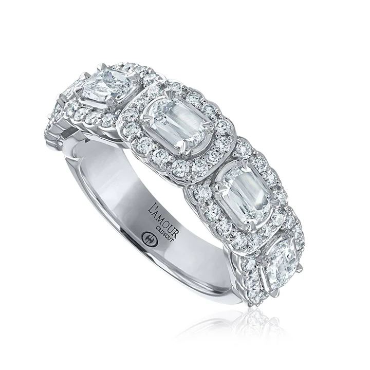 1.02ct Crisscut L'amour Diamond and 0.59ct Diamond 5 Stone Halo Band in 14K White Gold, size 6