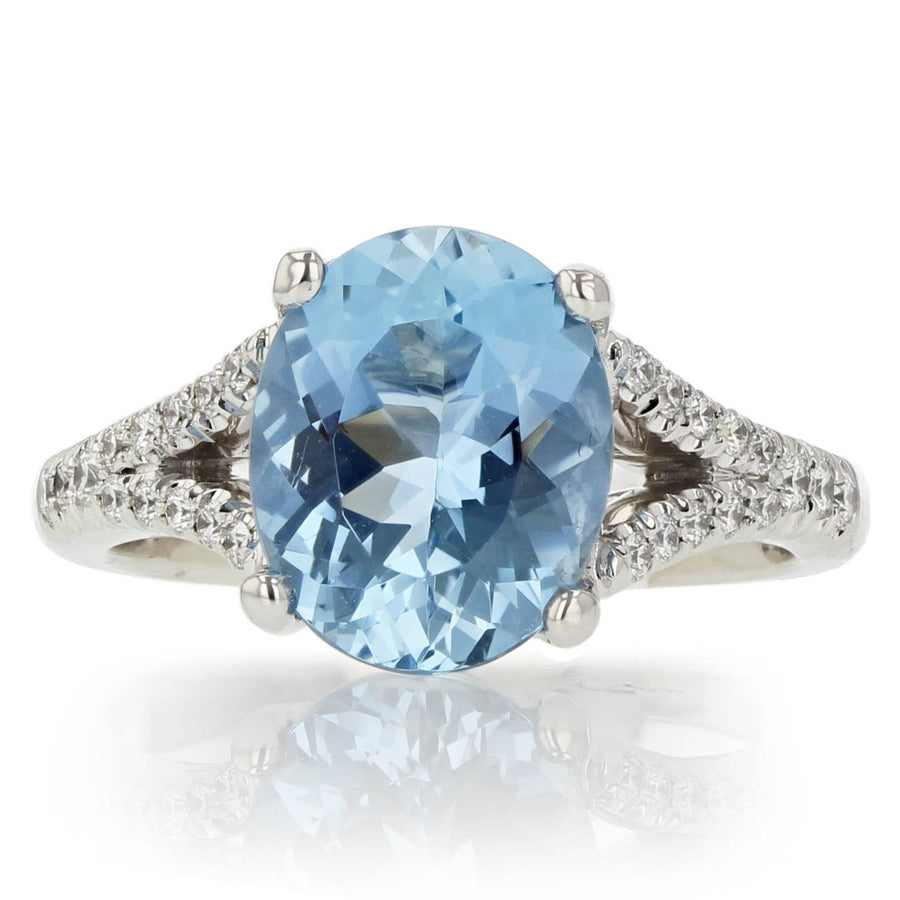 2.55ct Aquamarine and 0.22ct Diamond Ring in 18K White Gold, Size 6