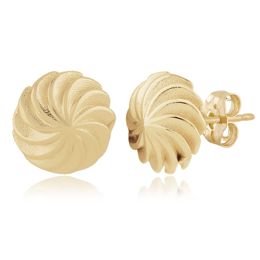 8mm Scalloped Stud Earrings in 14K Yellow Gold