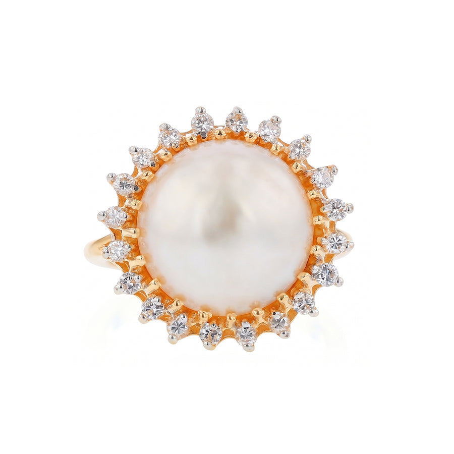 Mabe Pearl and 0.20ct Diamond Halo Ring in 14K Yellow Gold, size 5.25