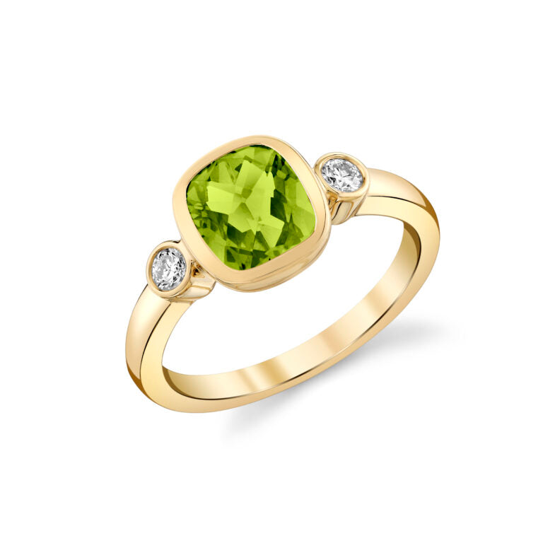 2.05ct Peridot and 0.17ct Diamond 3 Stone Ring in 14K Yellow Gold, size 6.5
