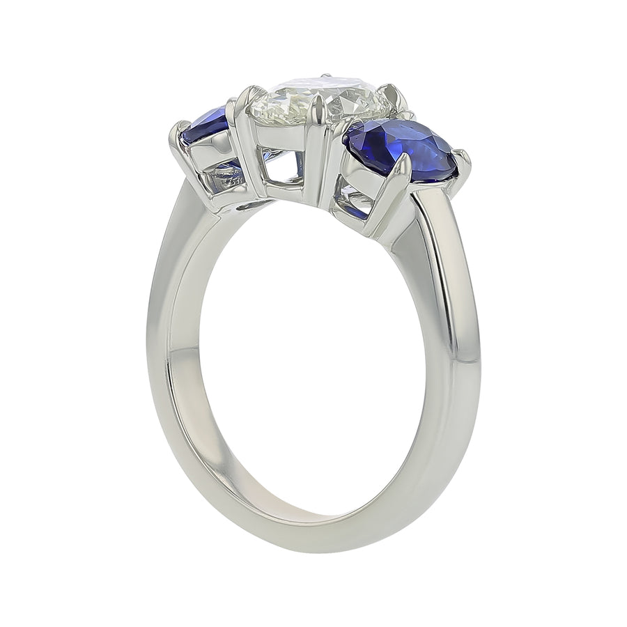 1.52ct Premier Oval Brilliant Diamond and 2.27ct Sri Lankan Oval Sapphire(H) 3 Stone Ring in Platinum, Size 6.5