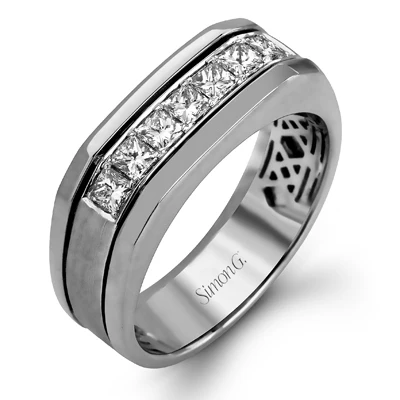 0.77ct Princess Cut Diamond Band in 14K White Gold
