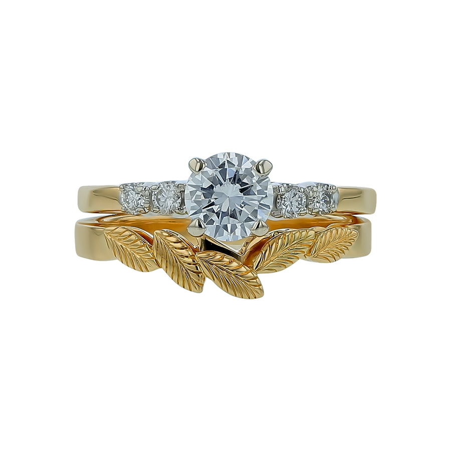 Leaf Design Band in 18K Yellow Gold, size 5