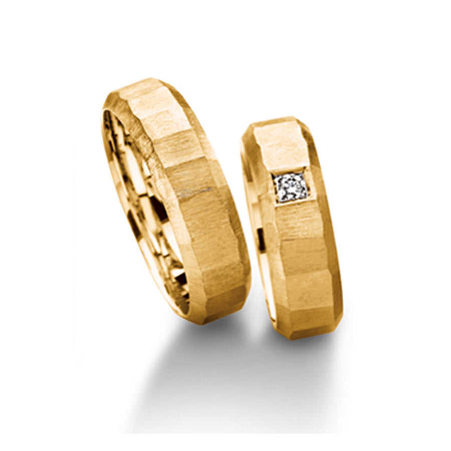 Multi-faceted Beveled Edge Wedding Band