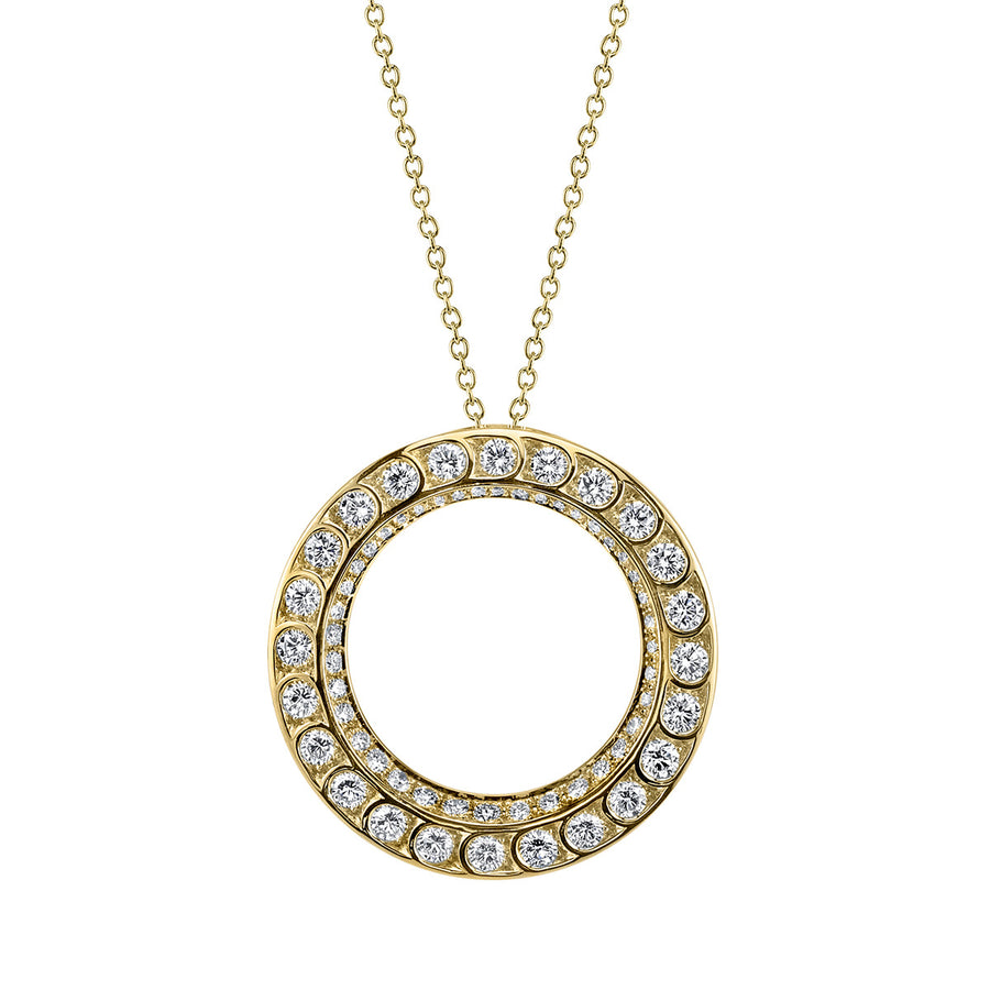 Scallop Pave Diamond Medium Circle Necklace